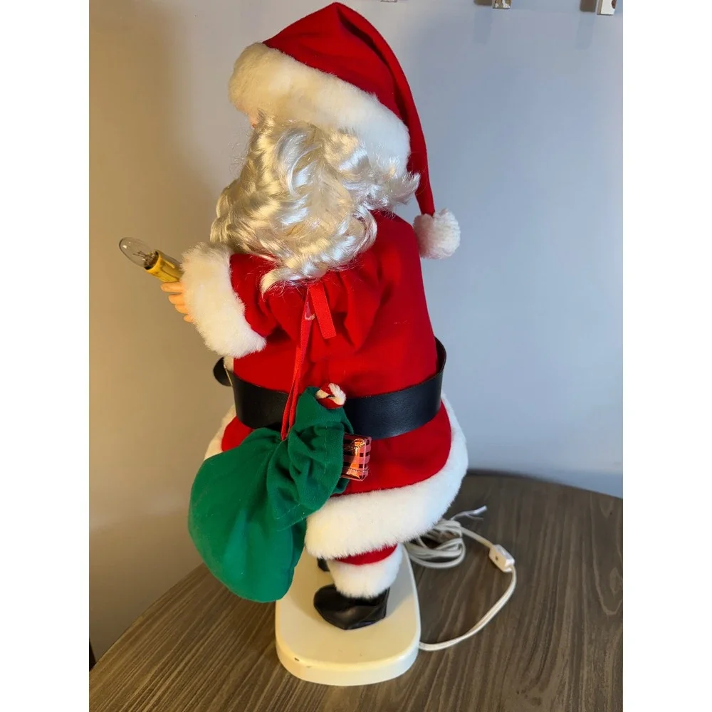 Vintage Rennoc Animated Santa Claus Figure 24